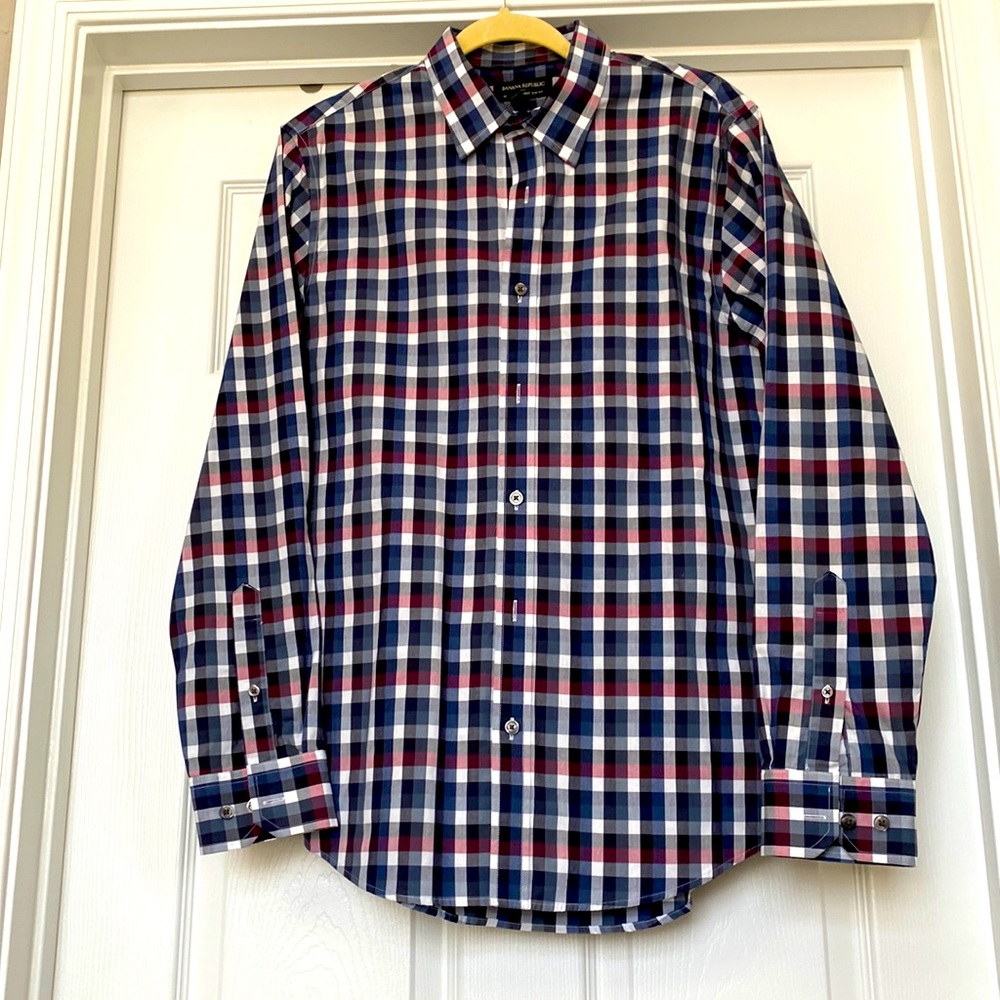 Banana republic mens casual button down!